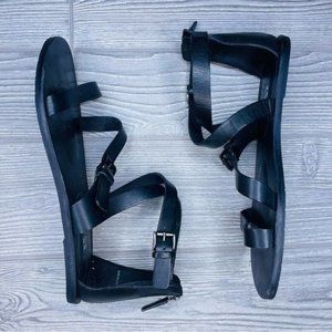 Black Eileen fisher strappy strap / leather flats sandals size 8